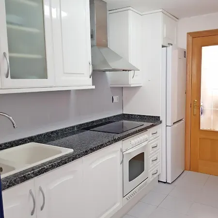 El Eden De Playa De - Alquiler Familiar. Apartamento