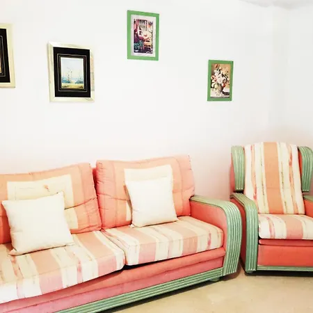Apartamento El Eden De Playa De - Alquiler Familiar.
